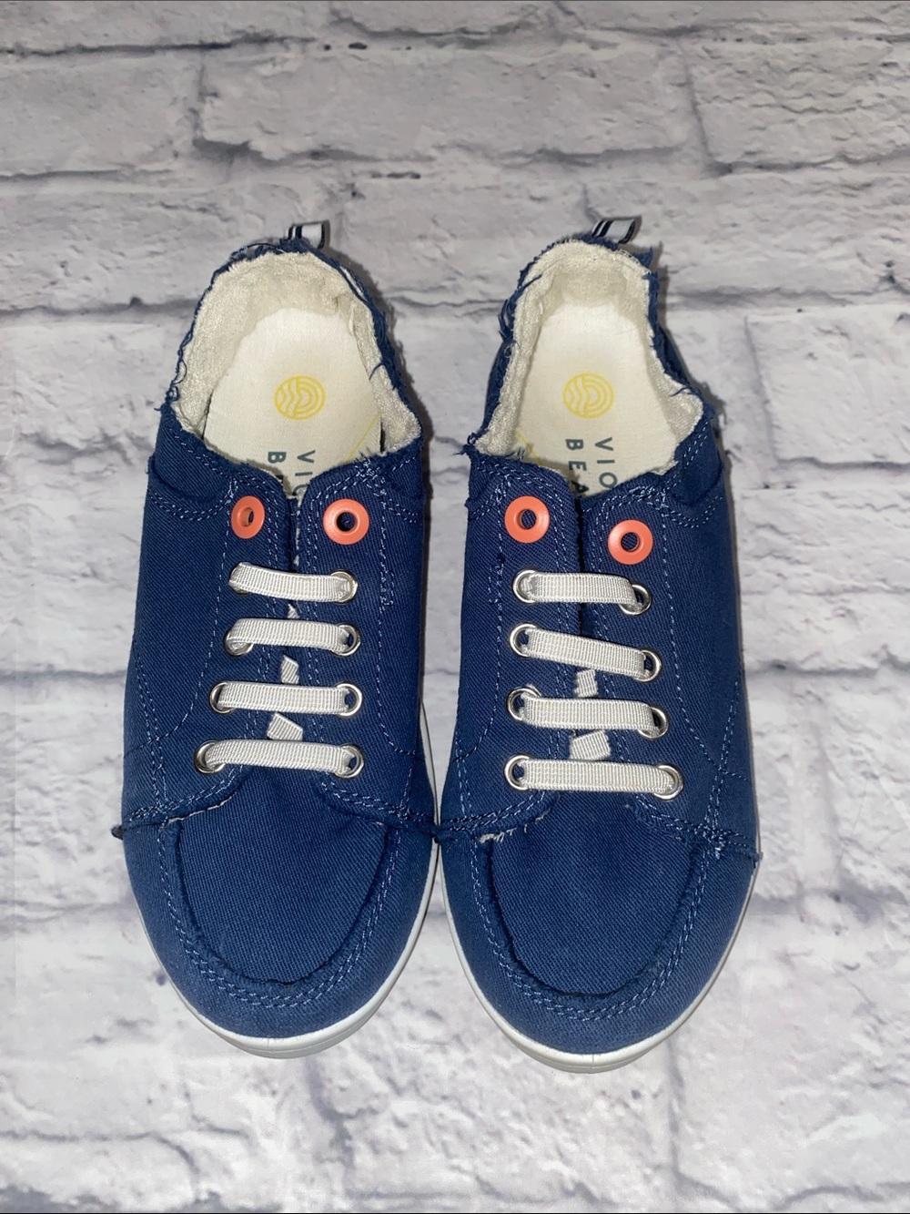 Vionic Women's Beach Pismo Casual Supportive Sneakers Navy Size 5